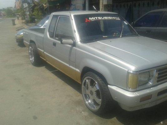 ขายด่วน รถกระบะ มิตซูบิชิ ไซโครน แอล200 (แอโร่บอร์ดี้) แคป สี บรอน