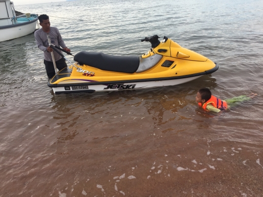 Kawasaki. 900. STX. พร้อม. เทเลอร์นอก พร้อมขี่