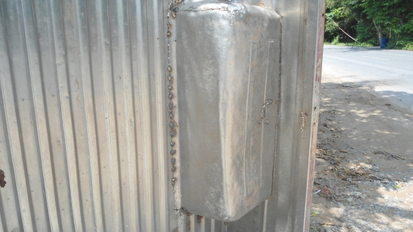 ขายกะบะเลสตามสภาพไม่มีฝาท้ายครับ  ของบิ๊กเอ็ม