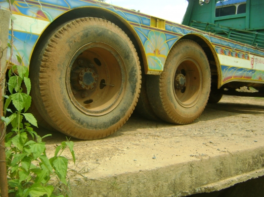 F17 เพลาเดียว  หางลงเล่ม ทะเบียนเต็ม  ราคา  630,000 บาท