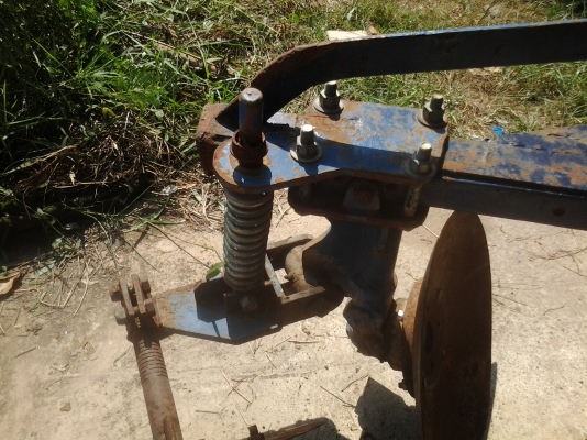 ขายตามสภาพพาน3ใบ18นิ้วติดกับรถไถคูโบต้า26แรงยีห้อHUI