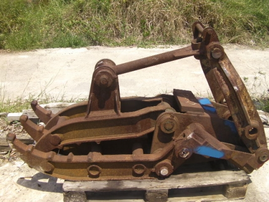 หัวคีบไม้สภาพสวยใส่ขนาดรุ่น PC 120ราคา 53,000บาท ติดต่อโสภา 081-637-4656