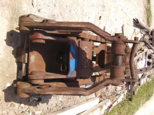 หัวคีบไม้สภาพสวยใส่ขนาดรุ่น PC 120ราคา 53,000บาท ติดต่อโสภา 081-637-4656 หัวคีบไม้สภาพสวยใส่ขนาดรุ่น PC 120ราคา 53,000บาท ติดต่อโสภา 081-637-4656