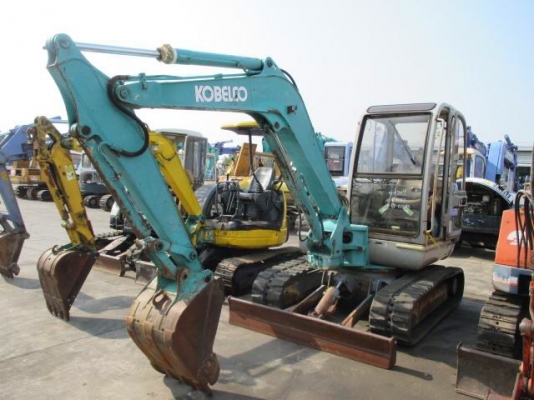 KOBELCO. Sk 045 ( เก๋ง) เก่านอกสภาพดี มีเอกสารนำเข้าประเทศ ติดต่อนิวส์ 083-4953407