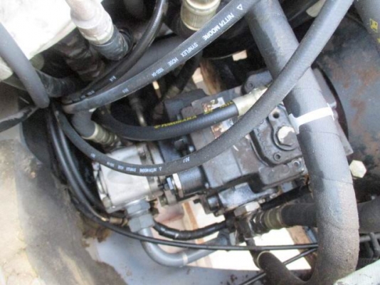 KOBELCO. Sk 045 ( เก๋ง) เก่านอกสภาพดี มีเอกสารนำเข้าประเทศ ติดต่อนิวส์ 083-4953407