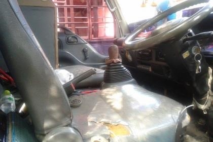 ขายISUZU NPR 130แรง ห้างแท้ปี46 ยาว5ม. เครื่องดี คัชซีสวย ภายในสวย แอร์เย็น สภาพพร้อมใช้งาน เอกสารพร้อมโอน สนใจโทร090-8588220คุณนะ ID:narong498 หรือwww.truck.in.th/498 หรือFB:ณรงค์ ซื้อขายรถมือสอง(เว็บไซต์ส่วนตัว) จัดไฟแนนซ์ได้ เงื่อนไขง่ายๆวันเดียวรับรถ