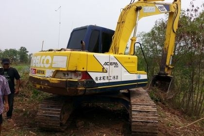 ขายแบคโคKOBELCO 120-3 มาร์คที เครื่องดี ช่วงล่างดี โซ่ดี บูมอาร์มสวย ไม่เยิ้ม ไม่โหลด สภาพพร้อมใช้งาน เอกสารพร้อมโอน สนใจโทร 090-8588220คุณนะ 093-3258446คุณบิวตี้ ID:narong498 หรือwww.truck.in.th/498 หรือfb:ณรงค์ ซื้อขายรถมือสอง(เว็บไซต์ส่วนตัว)