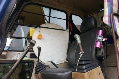 ขายแบคโคKOBELCO 120-3 มาร์คที เครื่องดี ช่วงล่างดี โซ่ดี บูมอาร์มสวย ไม่เยิ้ม ไม่โหลด สภาพพร้อมใช้งาน เอกสารพร้อมโอน สนใจโทร 090-8588220คุณนะ 093-3258446คุณบิวตี้ ID:narong498 หรือwww.truck.in.th/498 หรือfb:ณรงค์ ซื้อขายรถมือสอง(เว็บไซต์ส่วนตัว)