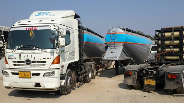 ** จำหน่าย ** ปูนซีเมนต์ผงตรา นกเพชร ช้าง และ ดอกบัว(ภูเขา)