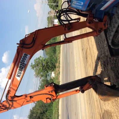 KUBOTA.  KH 030. ( อาร์มยืดได้) พิเศษเท่าตัว.  รถเก่านอกพร้อมเอกสาร