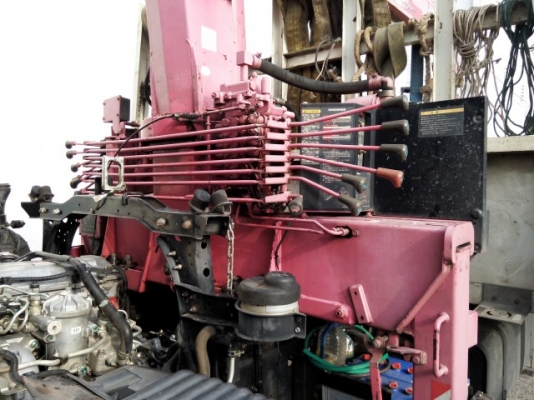 ขายรถบรรทุกติดเครนUNIC-UCAN360