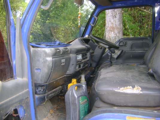 ่่110 แรง  ทะเบียนขาด 2 ปี  ขายตามสภาพ  ราคา  285,000  บาท