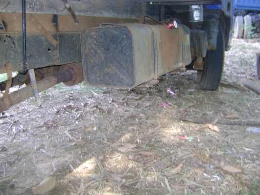 ่่110 แรง  ทะเบียนขาด 2 ปี  ขายตามสภาพ  ราคา  285,000  บาท