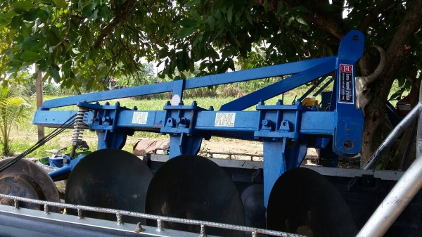 ขายผาน3 โครง4 ของไคเฮงหลี บ้านโป่ง ราชบุรี ใช้กับรถ70แรงขึ้นไป ลูกปืนแน่น ใบเต็ม สภาพเหมือนใหม่พร้อมใช้งาน สนใจโทรติดต่อสอบถามได้ ขายผาน3 โครง4 ของไคเฮงหลี บ้านโป่ง ราชบุรี ใช้กับรถ70แรงขึ้นไป ลูกปืนแน่น ใบเต็ม สภาพเหมือนใหม่พร้อมใช้งาน สนใจโทรติดต่อสอบถามได้