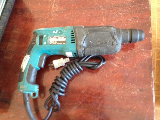 ขาย สว่าน สามระบบ มากิต้าแท้ สภาพ 90 กระแทกแรง 2300 บาท