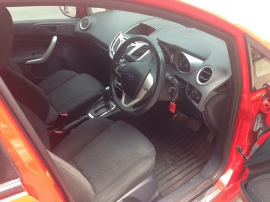 FORD FIESTA 1.6 5 ประตู TOP สุด 5 ประตู มือเดียวออกห้าง รถสวย พวงมาลัยมัลติ ARIBAG คู่ เบรค ABS กระจกไฟฟ้า จัดไฟแนนได้ ฟรีดาวน์ FORD FIESTA 1.6 5 ประตู TOP สุด 5 ประตู มือเดียวออกห้าง รถสวย พวงมาลัยมัลติ ARIBAG คู่ เบรค ABS กระจกไฟฟ้า จัดไฟแนนได้ ฟรีดาวน์