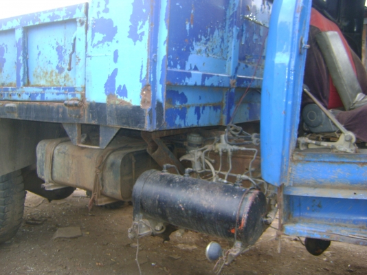 ดั้มพ์ 165 แรง  ฟูโช่  ตามภาพ  ราคา  270,000  บาท