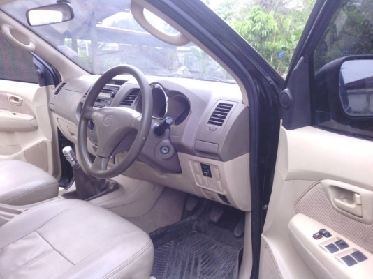 HILUX VIGO ปี54 ป้ายเเดง มือเดียว