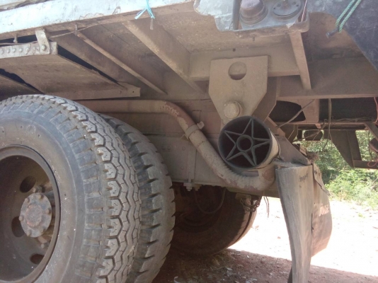 อีซูซุบรรทุก 10 ล้อ มีดั้มพ์ 175 แรง เครื่องเปลี่ยนแล้ว