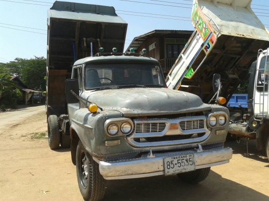 ขาย6ล้อดั้มพ์หัอีซูซุหัวยาวเครื่องดี168แรง /0857698049/0887115178