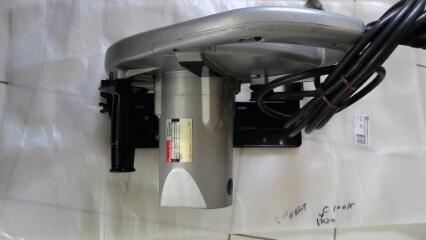 เลื่อยวงเดือน 10 นิ้ว makita รุ่น 5201N (1,450w.) ใช้สำหรับตัดไม้ มือสองสภาพใหม่มาก ปรับราคาเหลือ6.500บาท