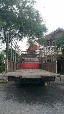รถบรรทุก ISUZU  ล็อกกี้ 195แรง