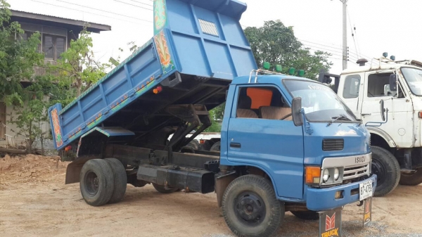 ขายล้อดั้มพ์อีซูซุขนาด5คิวพ์