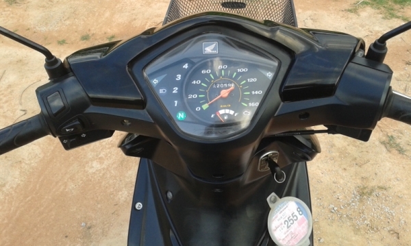 ขายเวฟ110i ทะเบืยนเต็ม-15500