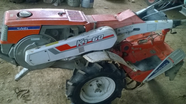 เครื่องพรวนดิน KUBOTA K160 เครื่องยนต์ดีเซล กุญแจสตาร์ท เครื่องพรวนดิน KUBOTA K160 เครื่องยนต์ดีเซล กุญแจสตาร์ท