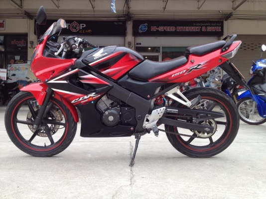 ขาย ฮอนด้า Cbr 150 r สีแดง-ดำ ปี 51ไมล์เหลือง ลายไฟตัวสุดท้าย ขาย ฮอนด้า Cbr 150 r สีแดง-ดำ ปี 51ไมล์เหลือง ลายไฟตัวสุดท้าย