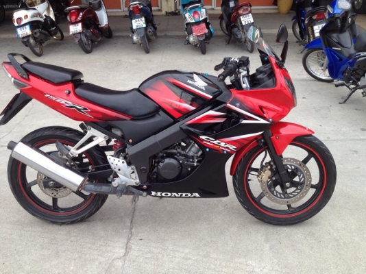 ขาย ฮอนด้า Cbr 150 r สีแดง-ดำ ปี 51ไมล์เหลือง ลายไฟตัวสุดท้าย ขาย ฮอนด้า Cbr 150 r สีแดง-ดำ ปี 51ไมล์เหลือง ลายไฟตัวสุดท้าย