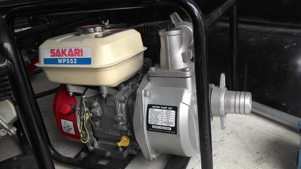 ขายเครื่องสูบน้ำ 5.5 แรง มือสองใหม่มาก