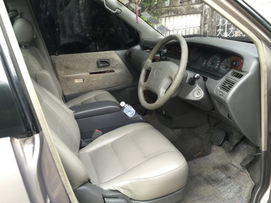 ขาย TOYOTA NOAH รถบ้านมือเดียวออกห้าง SEC สภาพดีครับ