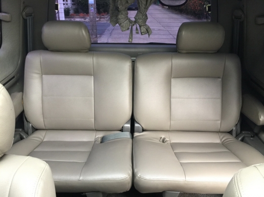 ขาย TOYOTA NOAH รถบ้านมือเดียวออกห้าง SEC สภาพดีครับ