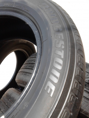 215/60R16 BRIDGESTONE TURANZA GR-80 ชุด 4 เส้น ปี 2013 tel.081-427-3941 215/60R16 BRIDGESTONE TURANZA GR-80 ชุด 4 เส้น ปี 2013 tel.081-427-3941