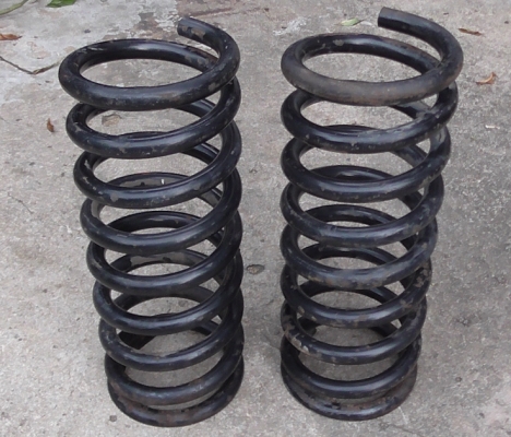 สปริงมือสองเบนซ์คลาสสิค W114 115 116 123 หน้า-หลัง สภาพดี สปริงมือสองเบนซ์คลาสสิค W114 115 116 123 หน้า-หลัง สภาพดี