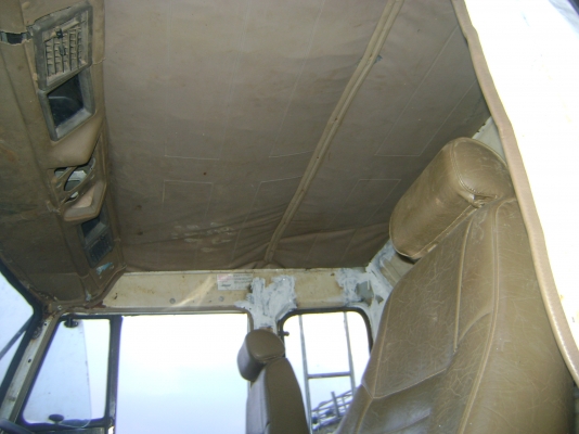 หัวแชสชี หลง  2 เพลา            ทะเบียนเต็ม  ราคา  530,000  บาท