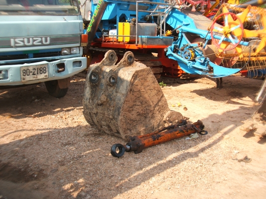 ขายตัวเดินแม็คโคร 12 HT และอะไหล่ทุกชิ้นของ 12HT ตัวเดินราคา 170,000 บาท