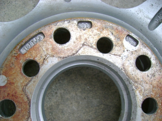 แม็กซ์ ยี่ห้อ KOSEI JAPAN ขอบ 16" 5รู 100/114 กว้าง 7" off 48 สภาพดี แม็กซ์ ยี่ห้อ KOSEI JAPAN ขอบ 16" 5รู 100/114 กว้าง 7" off 48 สภาพดี