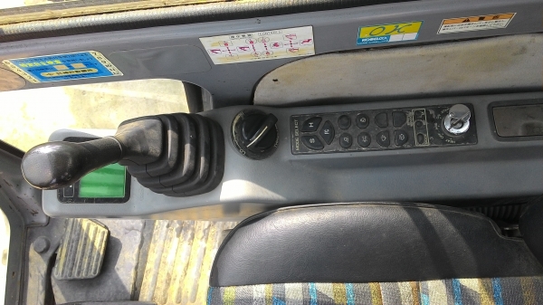 ขายด่วน KOBELCO SK100-3 ซุปเปอร์  เก่า ญี่ปุน  สภาพสวยมากๆๆ   พร้อมใช้งาน  โทร ดวงนภา  098-7214459