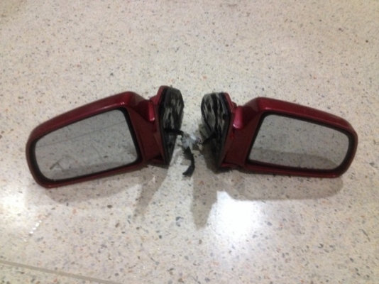 กระจกมองข้าง SUZUKI VITARA ตรงรุ่นของเก่าญี่ปุ่นสภาพดี กระจกมองข้าง SUZUKI VITARA ตรงรุ่นของเก่าญี่ปุ่นสภาพดี
