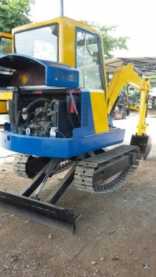 รถขุด มาแล้วเก่านอกแทรกเหล็กทำสีใหม่ พร้อมใช้งาน รถขุด มาแล้วเก่านอกแทรกเหล็กทำสีใหม่ พร้อมใช้งาน