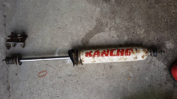 ขายโช๊คกันสะบัด RANCHO made in USA.