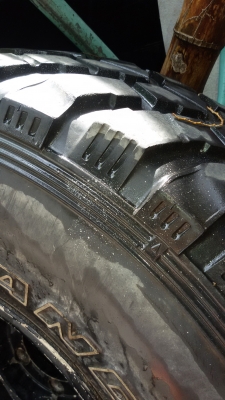 ล้อแม็กพร้อมยา Mud 33x12.5R15