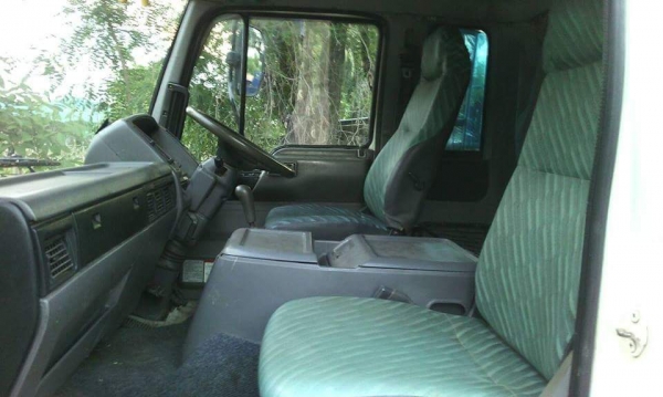 ขายรถ 6 ล้อใหญ่ดั้มเกษตร ฮีโน FD เครื่อง  HO7D   195 แรงม้า