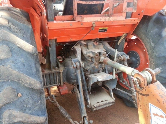 รถแทรกเตอร์มือสอง เพชรรุ่งเรือง รถสวยสภาพดี ราคาถูก  ต้นทุนต่ำ มีให้เลือกกันหลายรุ่นครับ