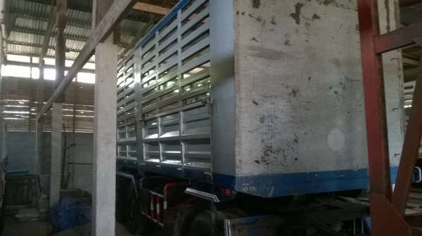 ขายรถพ่วง แม่-ลูกดั้ม ISUZU FXZ 360 แรงม้า ปี 53 สภาพสวยพร้อมใช้ ลูก 3 คานแท้ยาว 7 เมตร ยางเต็ม ภายในสวย ทะเบียนพร้อมโอน ราคาต่อรองได้