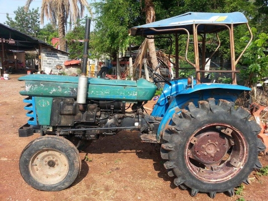 รถแทรกเตอร์มือสอง เพชรรุ่งเรือง รถสวยสภาพดี ราคาถูก  ต้นทุนต่ำ มีให้เลือกกันหลายรุ่นครับ