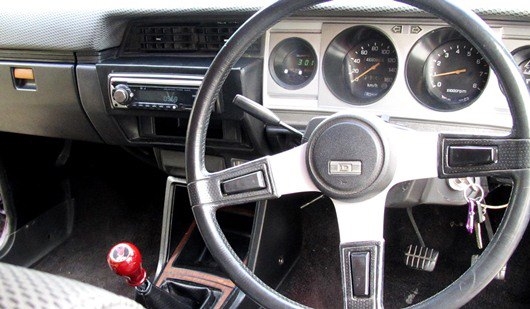 Datsun3ประตู Coupe รุ่นB310 ภายในหุ้มใหม่ เครื่องนิ่ง สีสวย