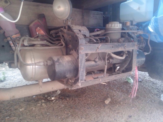 ISUZU DECA 210 HP 6HH1 รถบรรทุกหกล้อ กระบะเหล็กคอกสูงความยาว 6.20 เมตรสภาพดีพร้อมบรรทุกหนักได้เลยครับ เครื่องยนต์แรงดีไม่มีเยิ้ม ภายในเก๋งคอนโซลสวยครบพร้อม แอร์ พวงมาลัยเพาเวอร์ ระบบเบรคทริ๊ปฟี้ครบครัน ช่วงล่างเดิมๆคัชซีสวยมากครับไม่มีแตกบวม ยาง 8.25 ขอบ